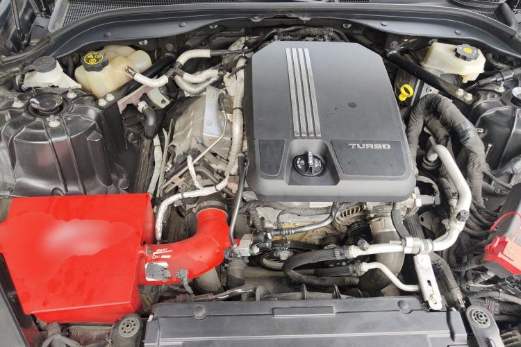 Used Cadillac CT5 2020 28T Leading Sport Model Engine Bay