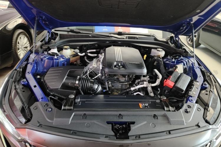 Used Cadillac CT5 2020 28T Luxury Version Engine Bay