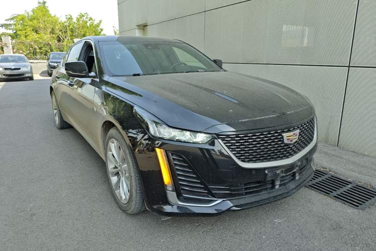 Used Cadillac CT5 2020 Revised Version 28T Luxury Edition Front Right 45 Deg