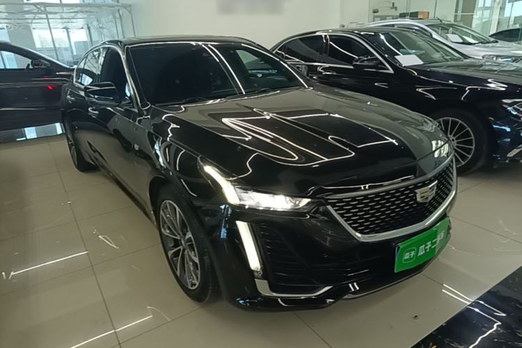 Used Cadillac CT5 2020 28T Luxury Version Front Right 45 Deg
