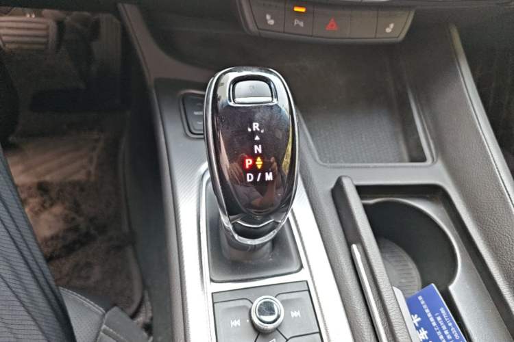 Used Cadillac CT5 2020 Revised Version 28T Luxury Edition Gear Lever
