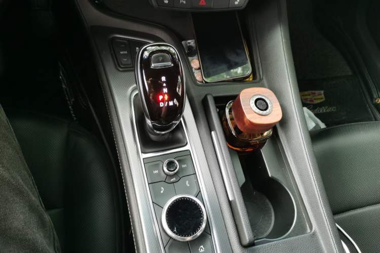 Used Cadillac CT5 2020 Revised Version 28T Luxury Edition Gear Lever