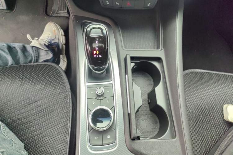 Used Cadillac CT5 2020 Revised Version 28T Luxury Edition Gear Lever