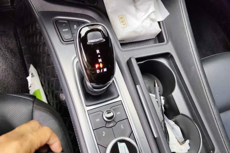 Used Cadillac CT5 2020 Revised Version 28T Luxury Edition Gear Lever