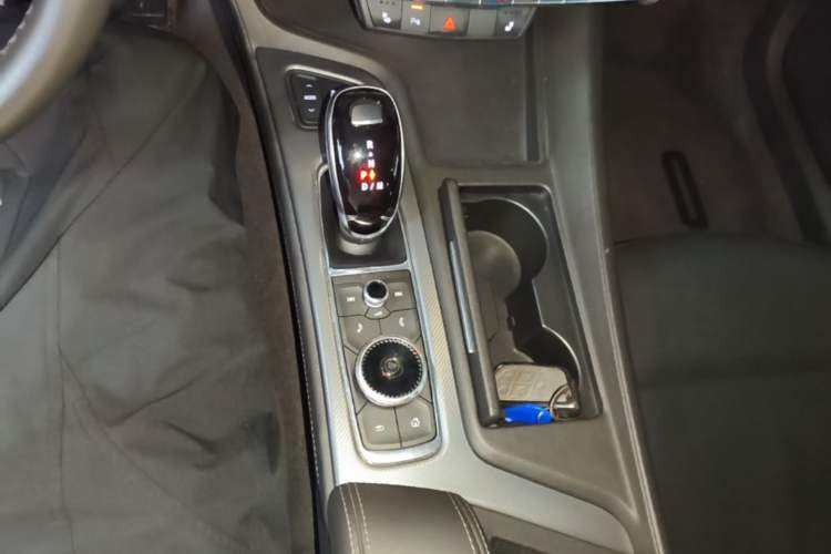 Used Cadillac CT5 2020 Revised Version 28T Luxury Edition Gear Lever