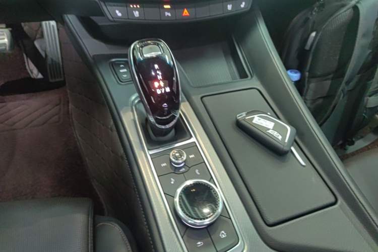 Used Cadillac CT5 2020 Updated 28T Leading Sporty Version Gear Lever