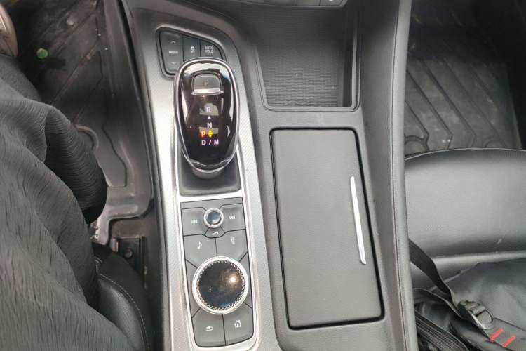 Used Cadillac CT5 2020 Revised Version 28T Luxury Edition Gear Lever