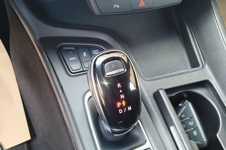 Used Cadillac CT5 2020 28T Fashion Edition Gear Lever