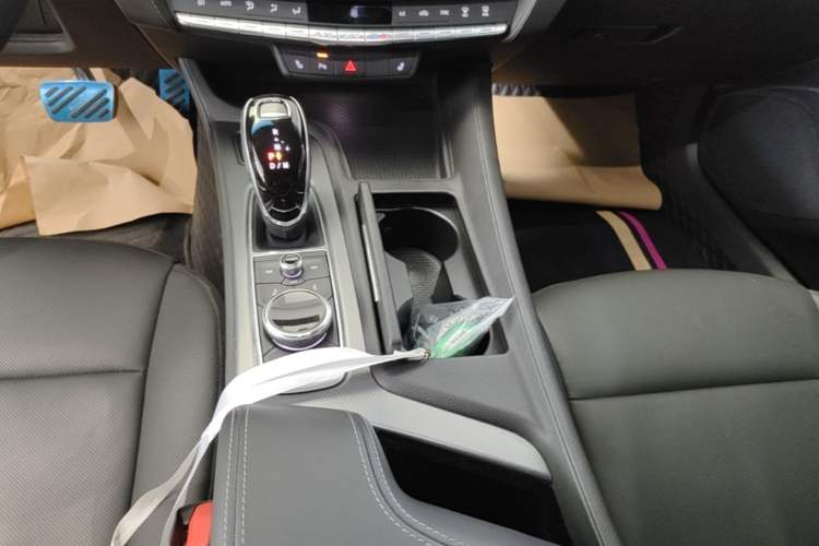 Used Cadillac CT5 2020 28T Luxury Version Gear Lever