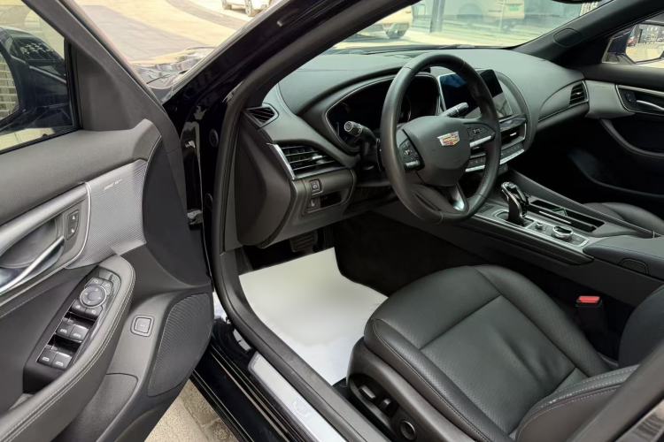 Used Cadillac CT5 2020 28T Luxury Version Interior 1