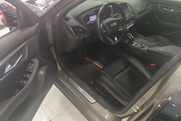 Used Cadillac CT5 2020 28T Fashion Edition Interior 2