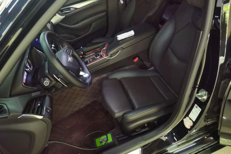 Used Cadillac CT5 2020 Updated 28T Leading Sporty Version Left Front Seat