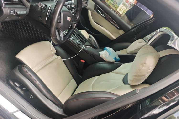 Used Cadillac CT5 2020 28T Platinum Sport Edition Left Front Seat