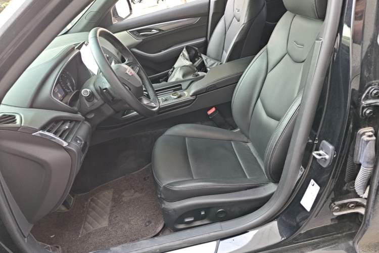 Used Cadillac CT5 2020 Revised Version 28T Luxury Edition Left Front Seat