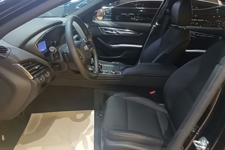 Used Cadillac CT5 2020 28T Tech Edition Left Front Seat