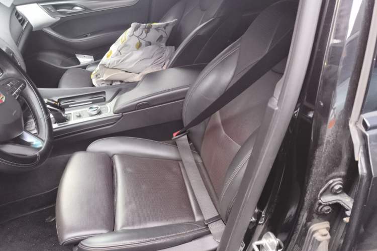 Used Cadillac CT5 2020 Updated 28T Leading Sporty Version Left Front Seat
