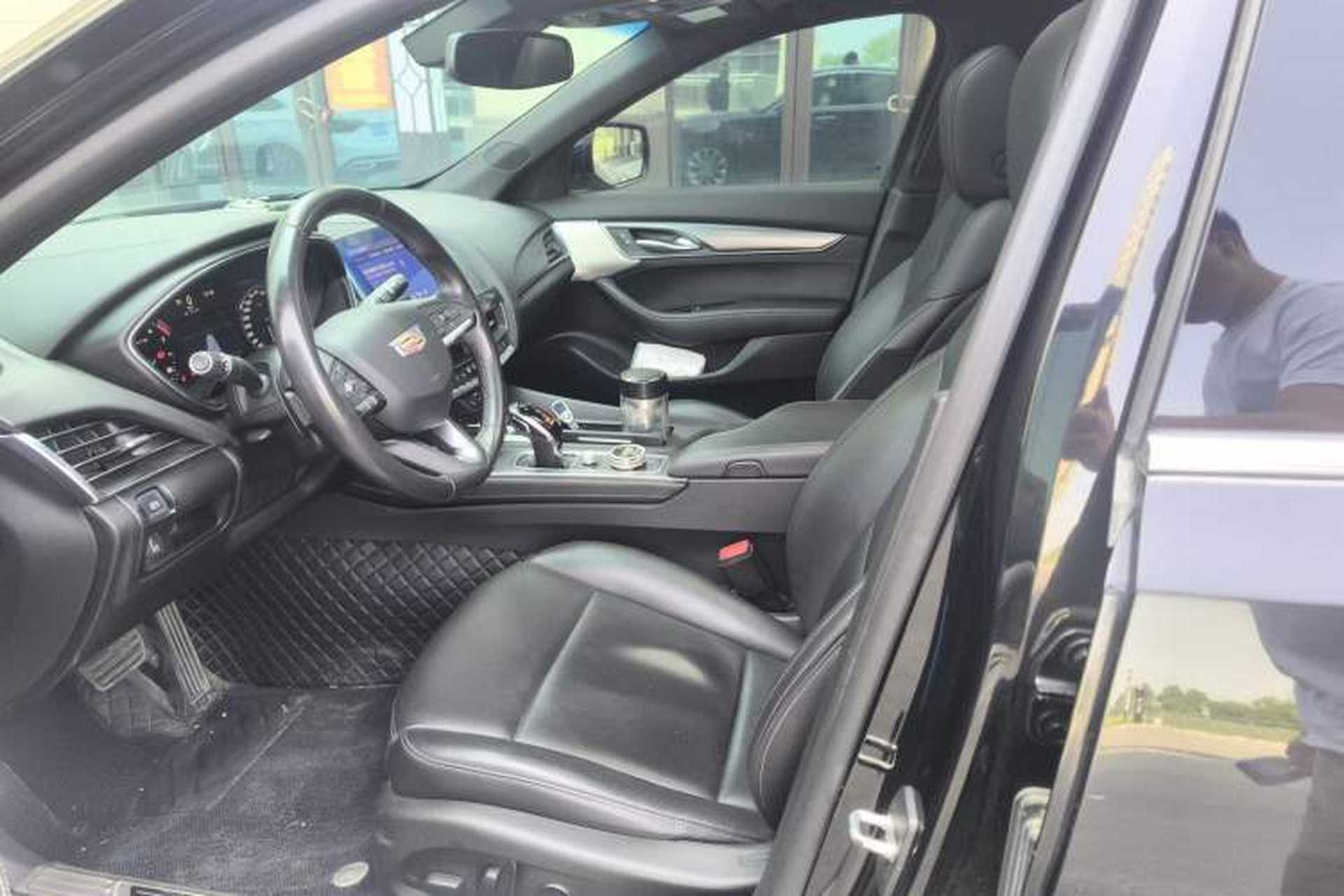 Used Cadillac CT5 2020 28T Luxury Version Left Front Seat