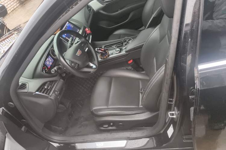 Used Cadillac CT5 2020 Revised Version 28T Luxury Edition Left Front Seat