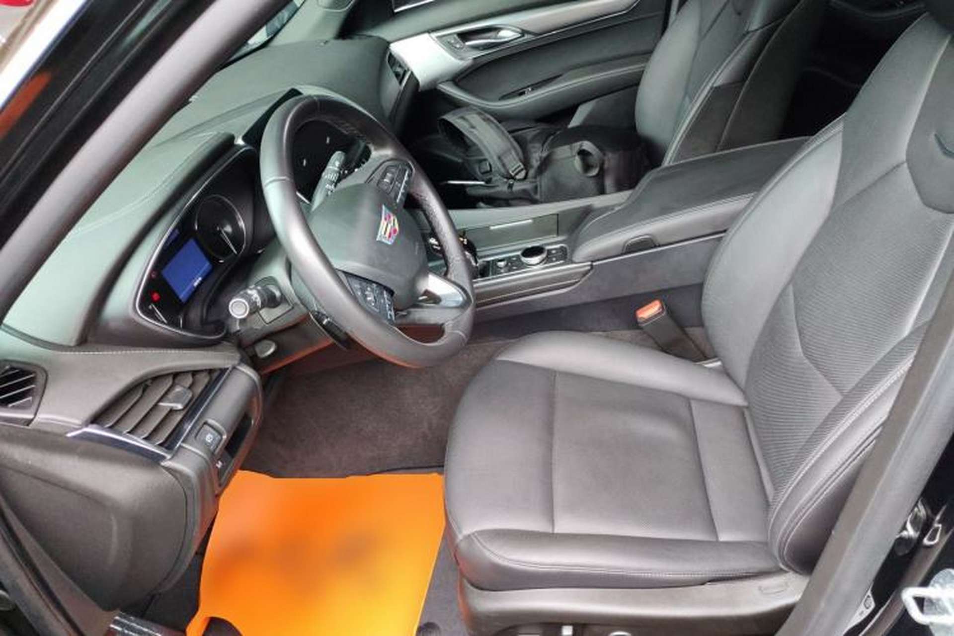 Used Cadillac CT5 2020 28T Luxury Version Left Front Seat