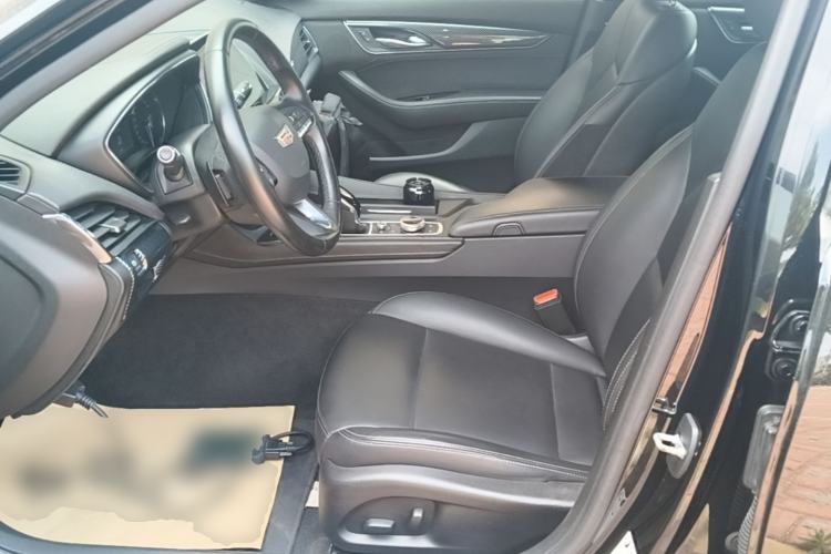 Used Cadillac CT5 2020 28T Fashion Edition Left Front Seat
