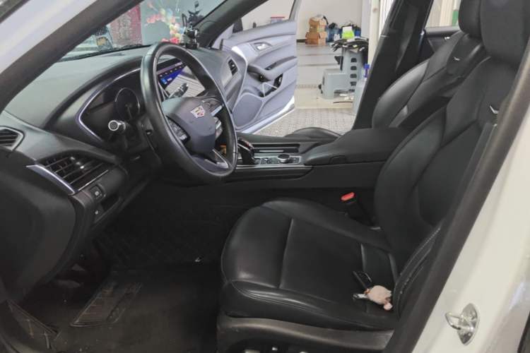 Used Cadillac CT5 2020 Revised Version 28T Luxury Edition Left Front Seat