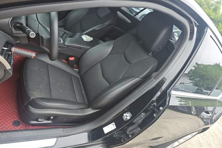 Used Cadillac CT5 2020 Revised Version 28T Tech Edition Left Front Seat