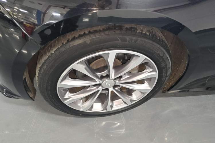 Used Cadillac CT5 2020 Updated 28T Leading Sporty Version Left Front Wheel Hub