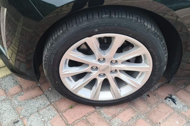 Used Cadillac CT5 2020 28T Fashion Edition Left Front Wheel Hub
