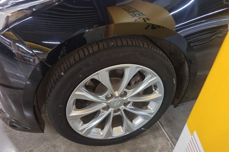 Used Cadillac CT5 2020 Revised Version 28T Luxury Edition Left Front Wheel Hub