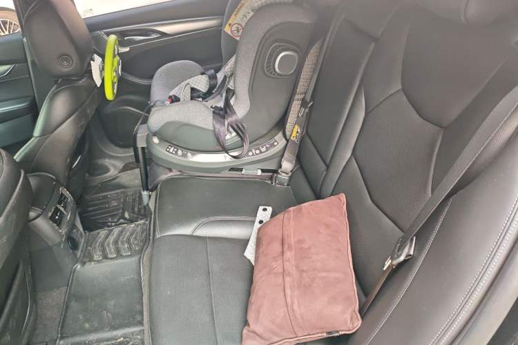 Used Cadillac CT5 2020 Revised Version 28T Luxury Edition Left Rear Seat
