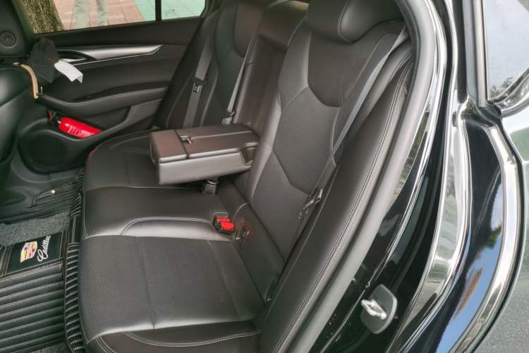 Used Cadillac CT5 2020 Revised Version 28T Luxury Edition Left Rear Seat