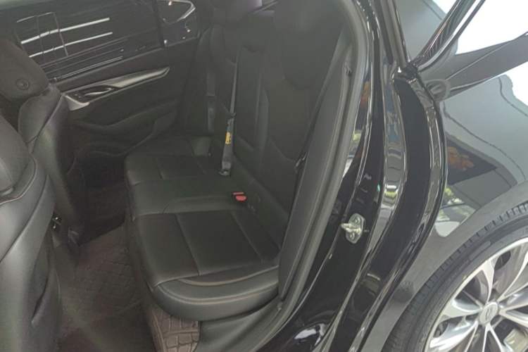 Used Cadillac CT5 2020 Updated 28T Leading Sporty Version Left Rear Seat
