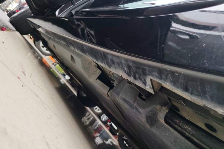 Used Cadillac CT5 2020 28T Luxury Version Left Side Sill