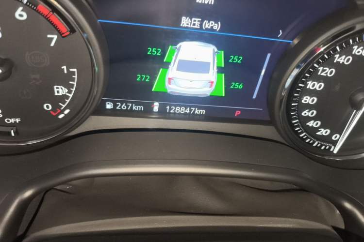 Used Cadillac CT5 2020 Revised 28T Platinum Sport Edition Odometer Close Up