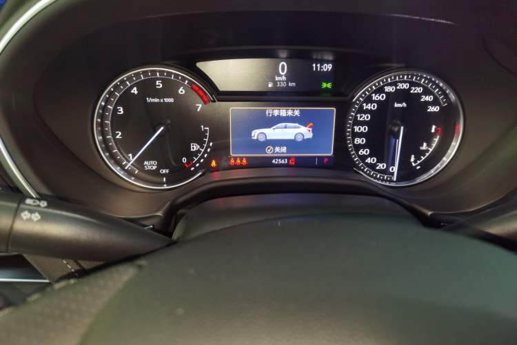 Used Cadillac CT5 2020 Updated 28T Leading Sporty Version Odometer Close Up
