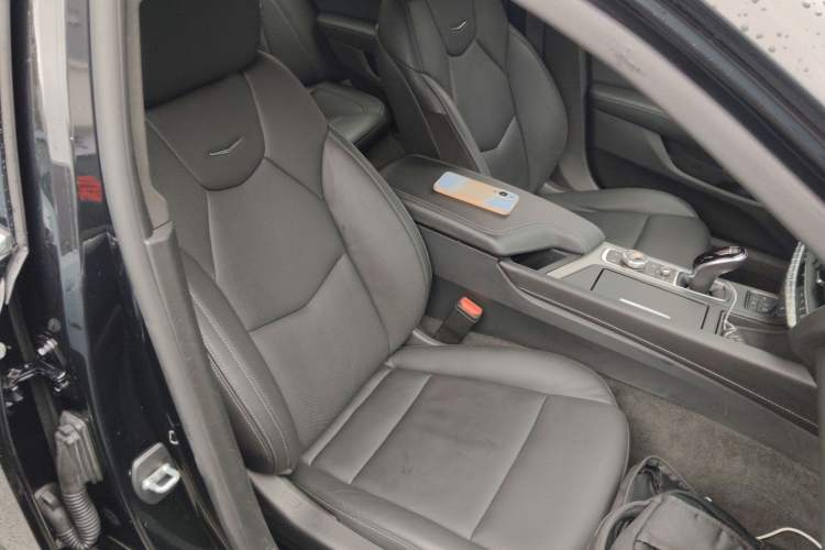 Used Cadillac CT5 2020 Revised Version 28T Luxury Edition Right Front Seat