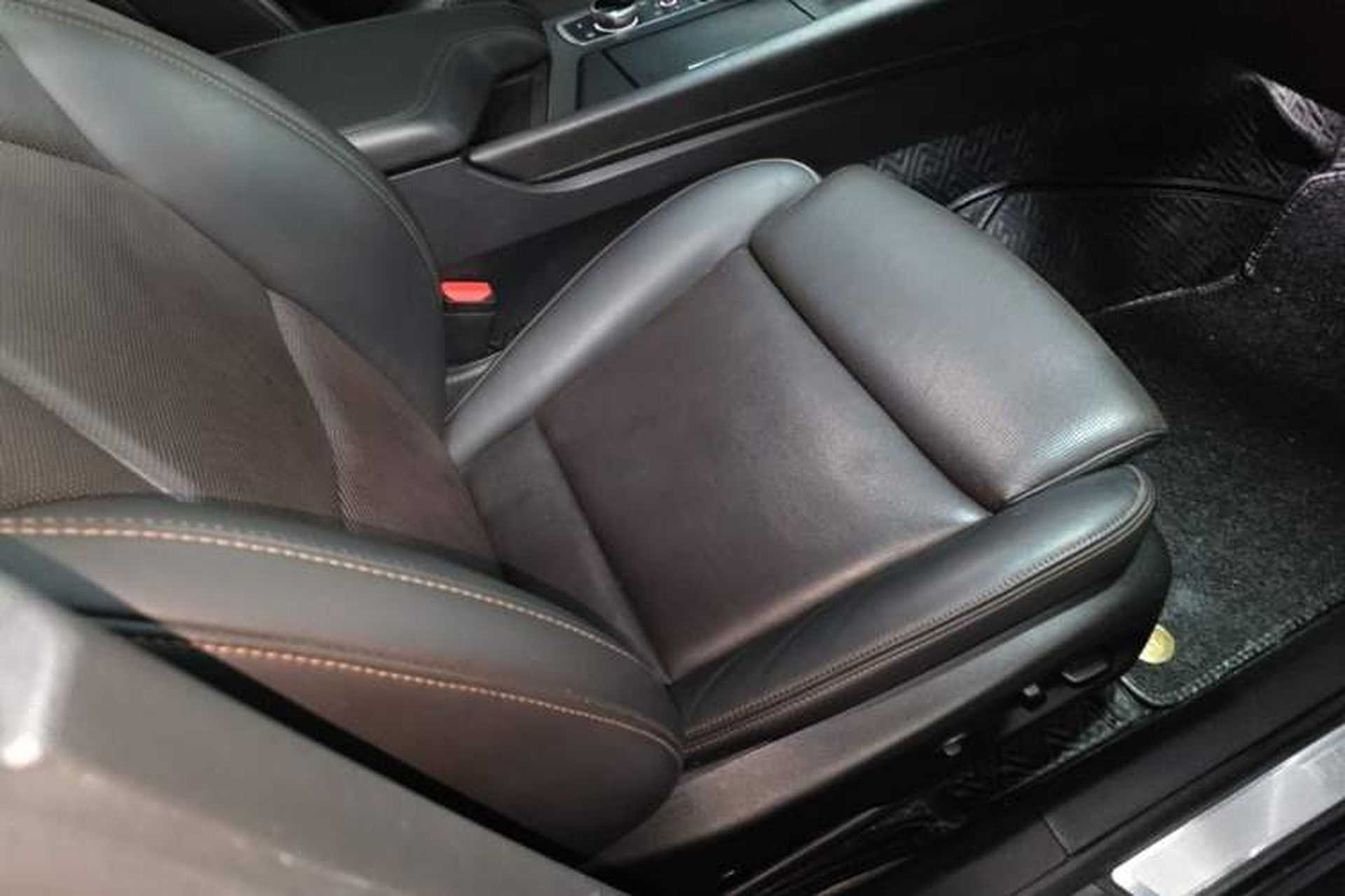 Used Cadillac CT5 2020 Updated 28T Leading Sporty Version Right Front Seat
