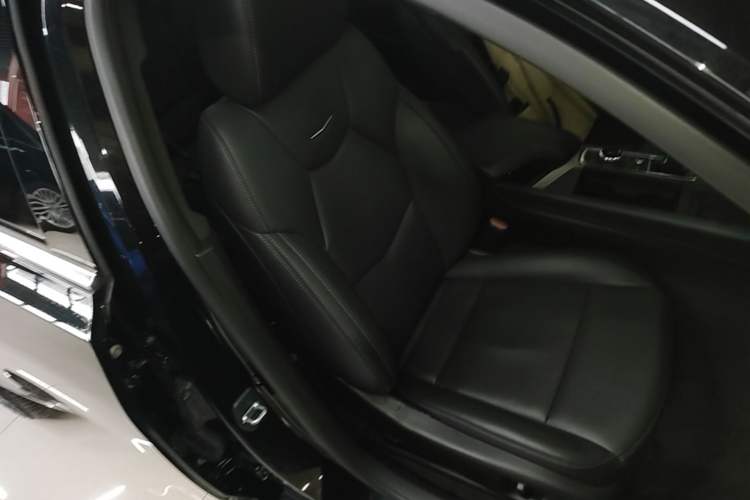 Used Cadillac CT5 2020 Revised Version 28T Luxury Edition Right Front Seat