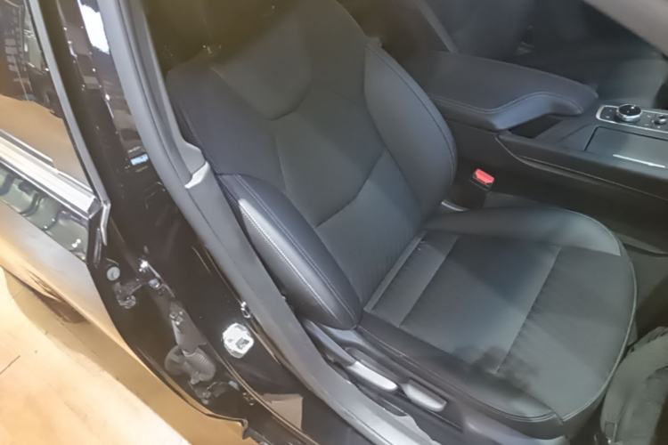 Used Cadillac CT5 2020 28T Tech Edition Right Front Seat