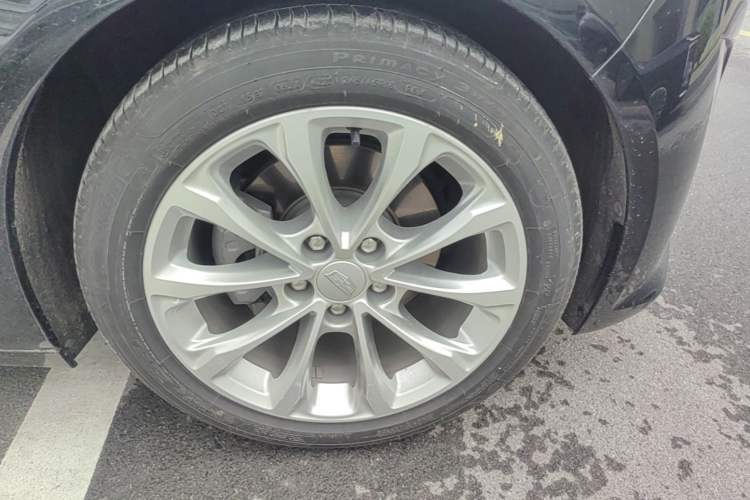 Used Cadillac CT5 2020 Revised Version 28T Luxury Edition Right Front Wheel Hub