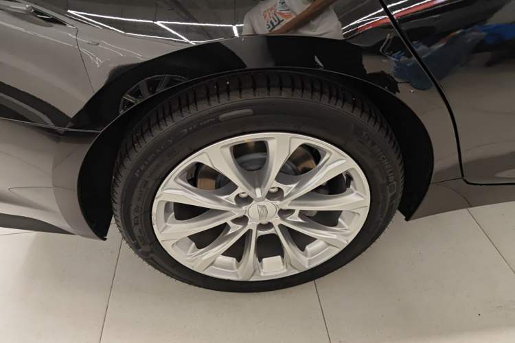 Used Cadillac CT5 2020 28T Luxury Version Right Rear Wheel Hub