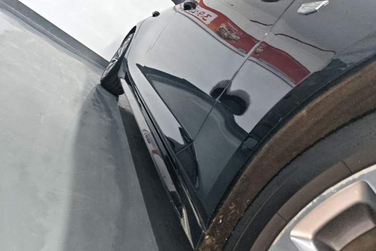 Used Cadillac CT5 2020 Updated 28T Leading Sporty Version Right Side Sill