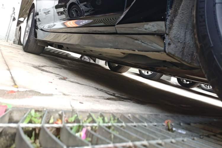 Used Cadillac CT5 2020 Revised Version 28T Luxury Edition Right Side Sill