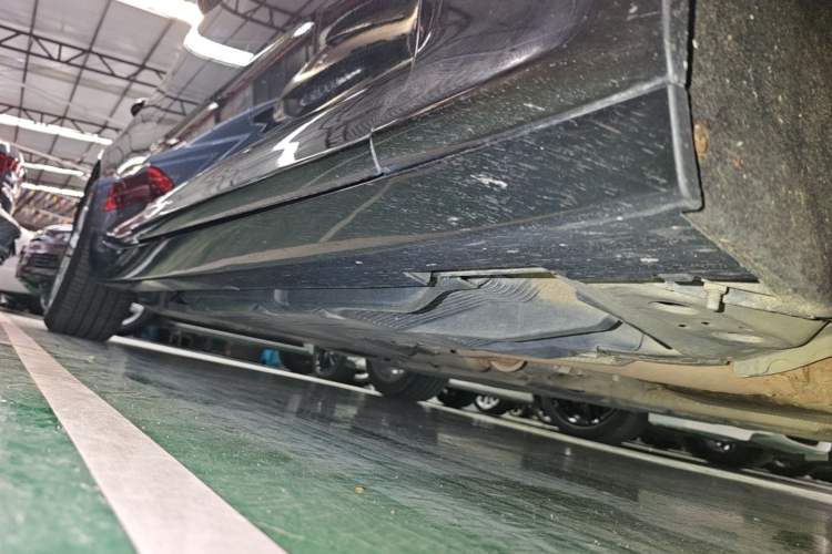 Used Cadillac CT5 2020 Revised Version 28T Luxury Edition Right Side Sill
