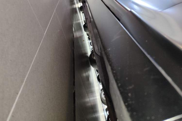 Used Cadillac CT5 2020 28T Luxury Version Right Side Sill