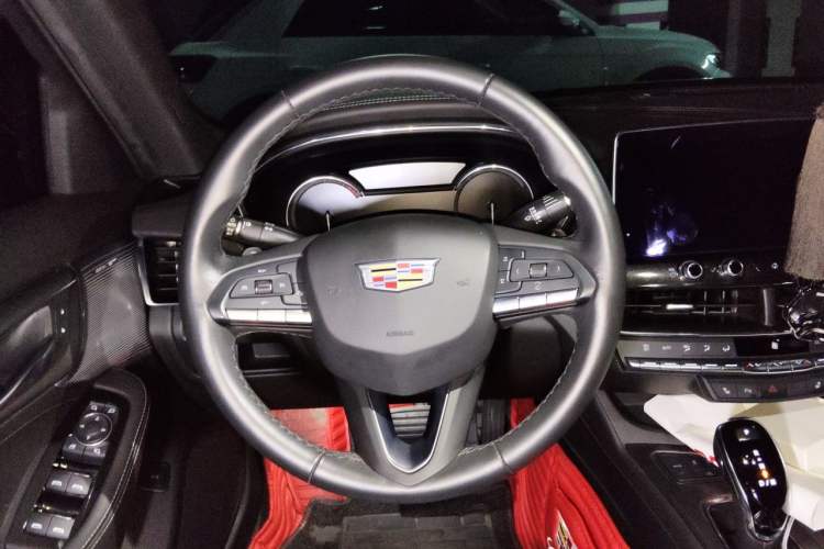 Used Cadillac CT5 2020 Revised Version 28T Luxury Edition Steering Wheel