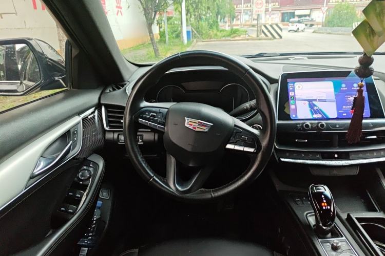 Used Cadillac CT5 2020 Revised Version 28T Tech Edition Steering Wheel