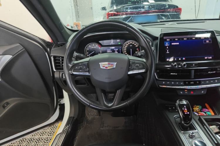 Used Cadillac CT5 2020 Revised Version 28T Luxury Edition Steering Wheel
