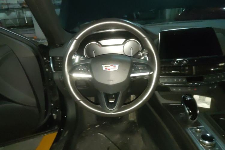 Used Cadillac CT5 2020 Updated 28T Leading Sporty Version Steering Wheel