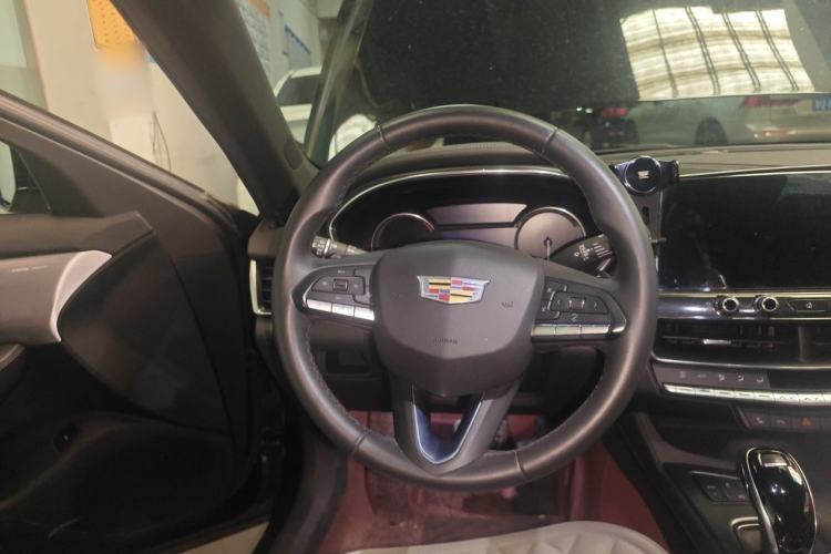 Used Cadillac CT5 2020 Revised Version 28T Luxury Edition Steering Wheel